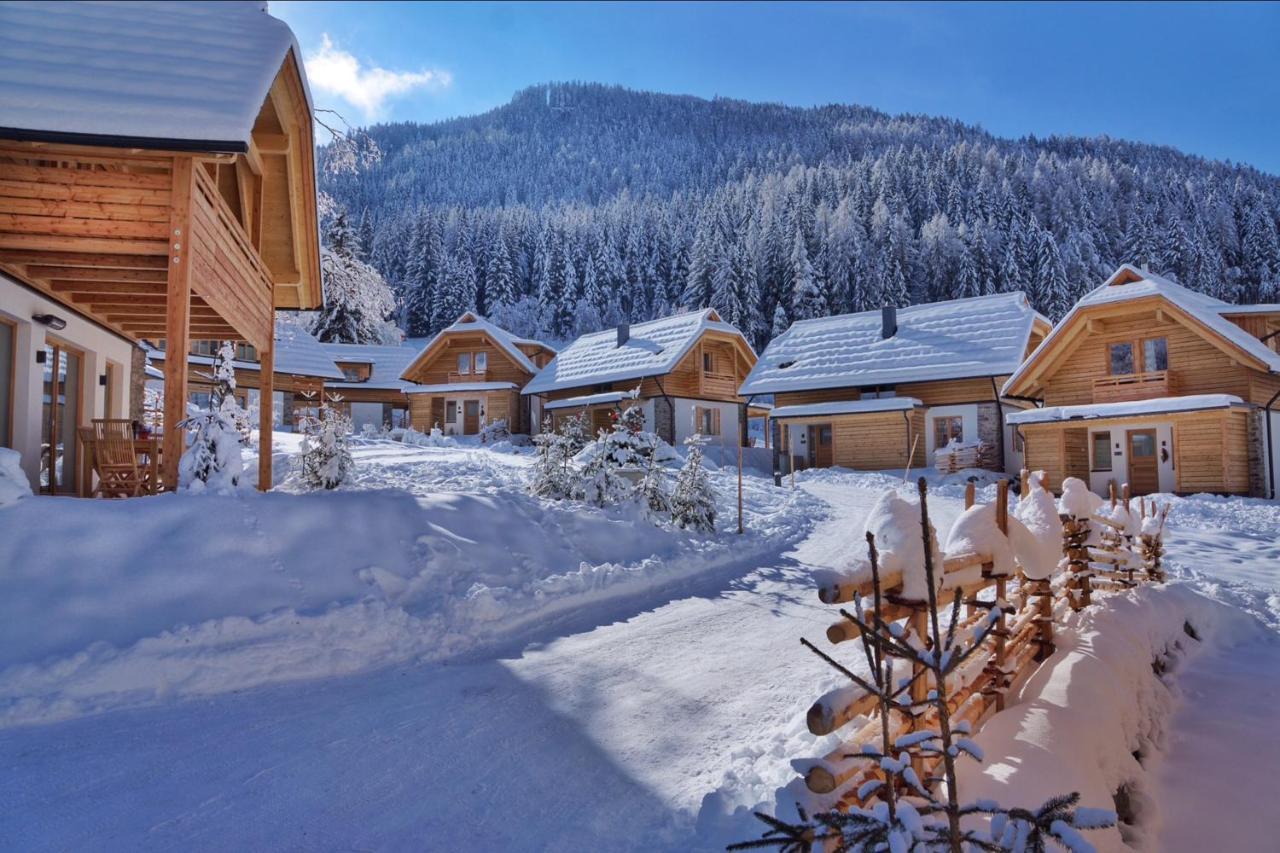 Trattlers Hof-Chalets Bad Kleinkirchheim Exterior photo