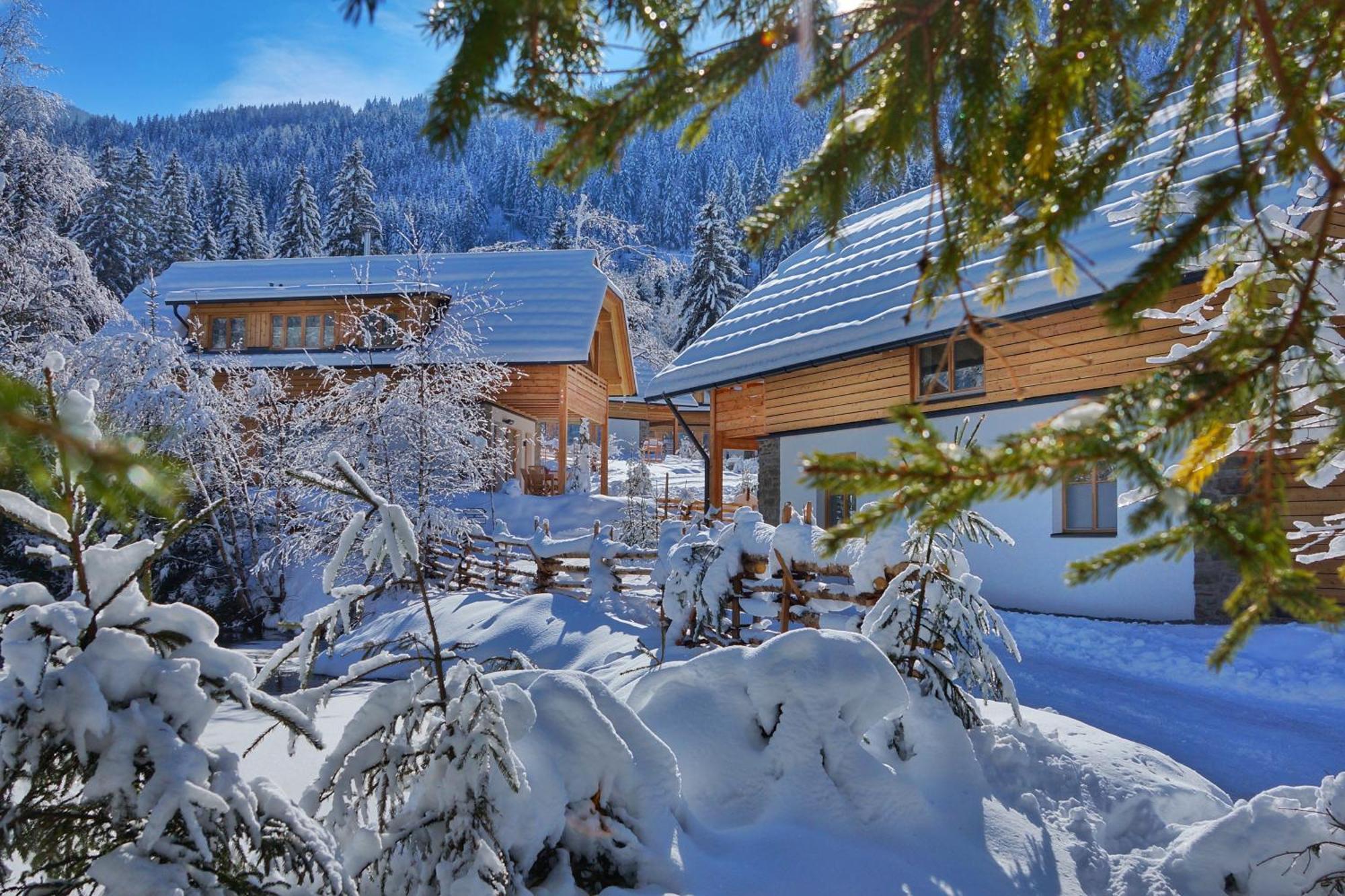 Trattlers Hof-Chalets Bad Kleinkirchheim Exterior photo