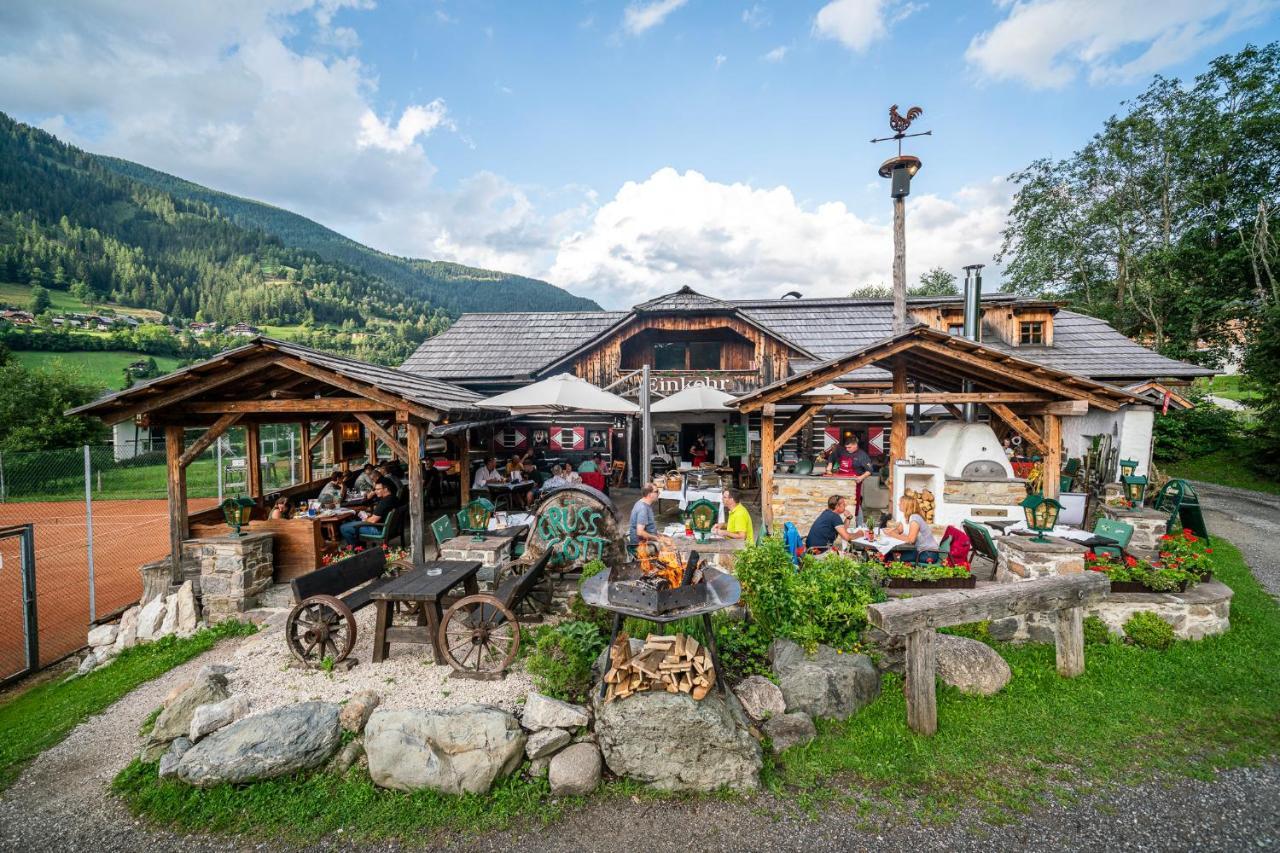 Trattlers Hof-Chalets Bad Kleinkirchheim Exterior photo